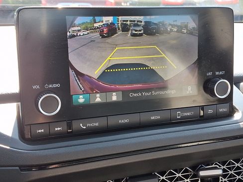 Used 2025 Honda Accord SE image 19