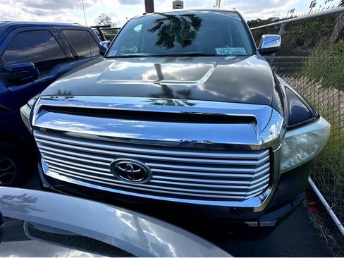 Used 2014 Toyota Tundra Limited w/ Limited Premium Package image 2