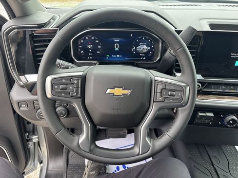 New 2026 Chevrolet Silverado 1500 LT image 17