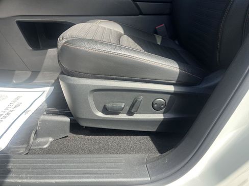 Used 2025 Nissan Pathfinder Rock Creek AWD/4WD image 20