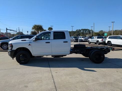 New 2026 RAM 3500 Tradesman image 8