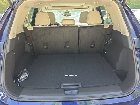 New 2026 Nissan Rogue Dark Armor FWD image 10