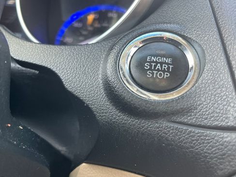 Used 2016 Subaru Outback 2.5i Limited image 18