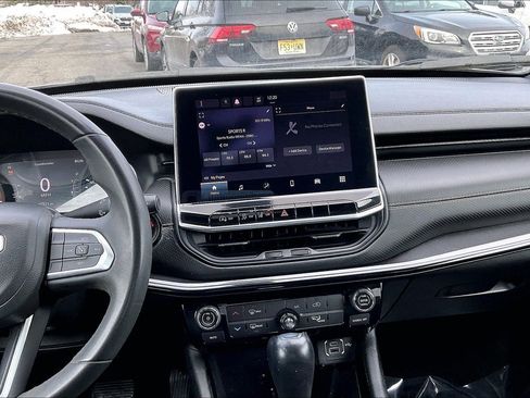 Certified 2022 Jeep Compass Altitude image 6