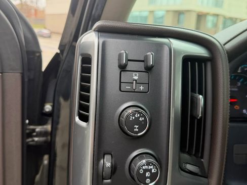 Used 2015 Chevrolet Silverado 2500 LTZ w/ Duramax Plus Package image 22