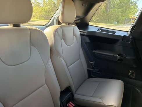 New 2026 Volvo XC90 T8 Ultra w/ Protection Package Premier AWD/4WD image 27