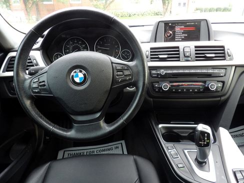 Used 2015 BMW 320i xDrive Sedan image 23