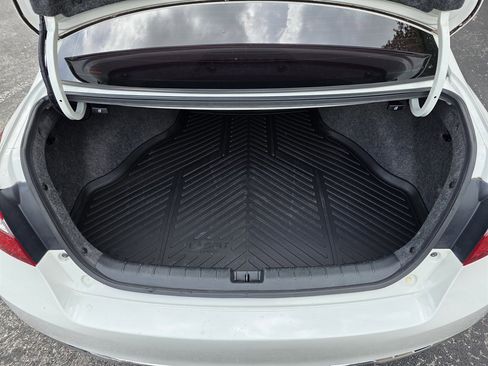 Used 2017 Honda Accord EX-L image 5