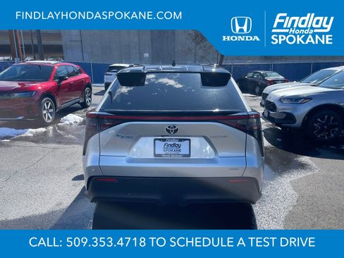 Used 2023 Toyota bZ4X image 3