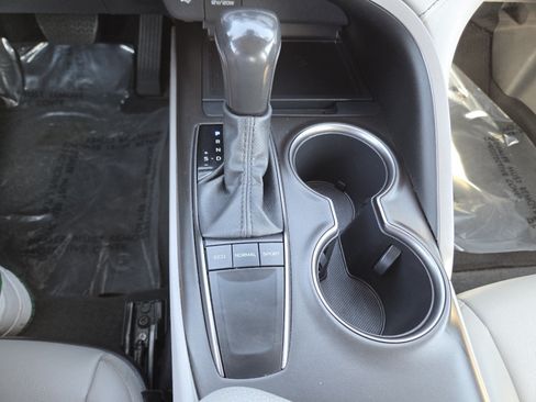Used 2023 Toyota Camry SE w/ Convenience Package FWD image 32