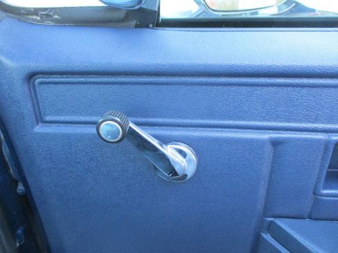 Used 1987 GMC Sierra 1500 4x4 Regular Cab image 29