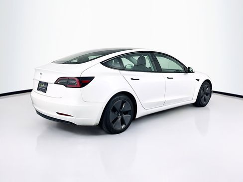 Used 2021 Tesla Model 3 Standard Range Plus RWD image 9