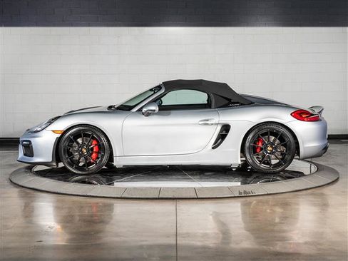 Certified 2016 Porsche Boxster Spyder RWD image 12