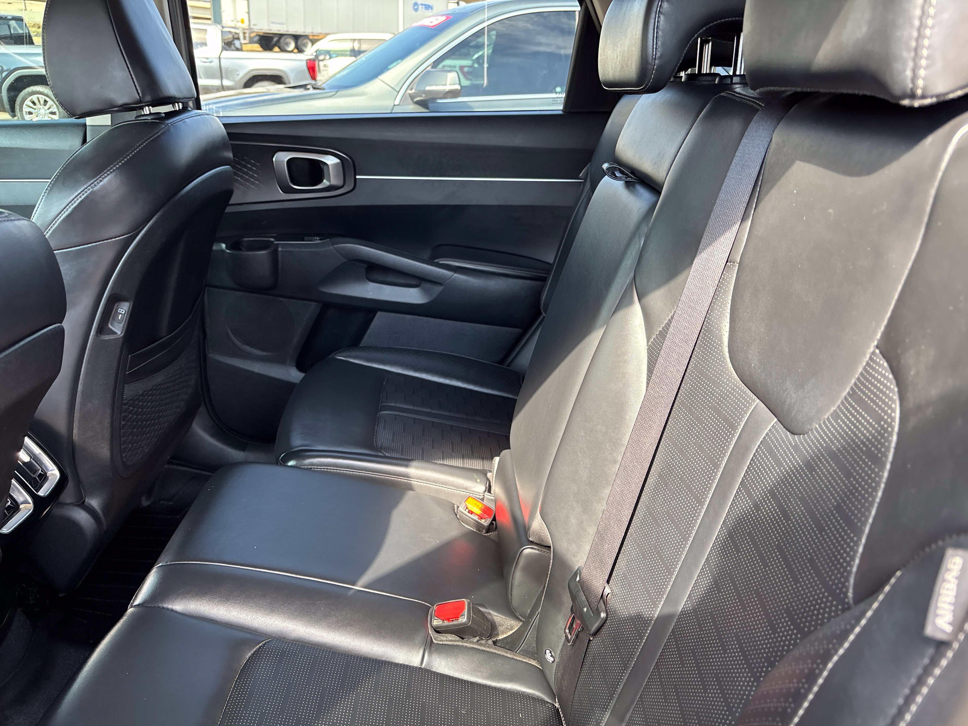Used 2024 Kia Sorento S w/ Panoramic Sunroof Package FWD image 40