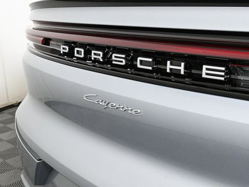 New 2026 Porsche Cayenne Coupe image 44