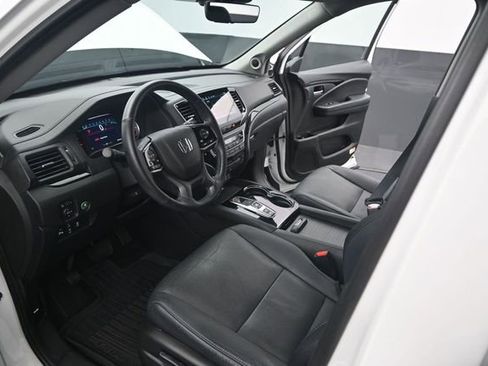 Used 2021 Honda Pilot Elite image 4