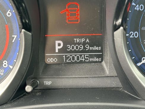 Used 2016 Toyota Corolla S image 14