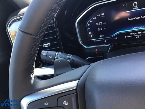 Used 2025 Chevrolet Silverado 1500 LT image 35