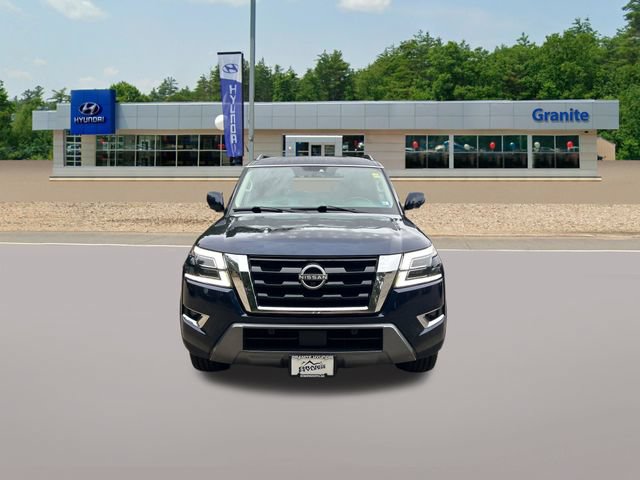 Used 2022 Nissan Armada SL w/ Captain's Chairs Package AWD/4WD image 3