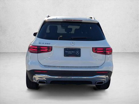 New 2026 Mercedes-Benz GLB 250 image 7