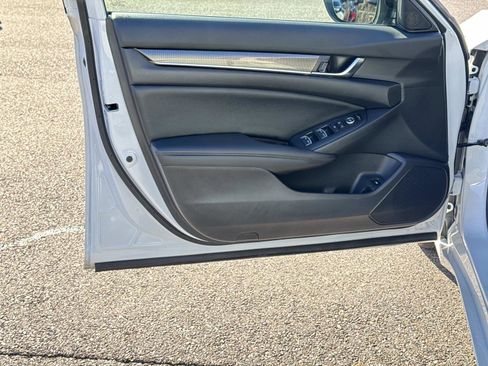 Used 2022 Honda Accord Sport Special Edition image 18