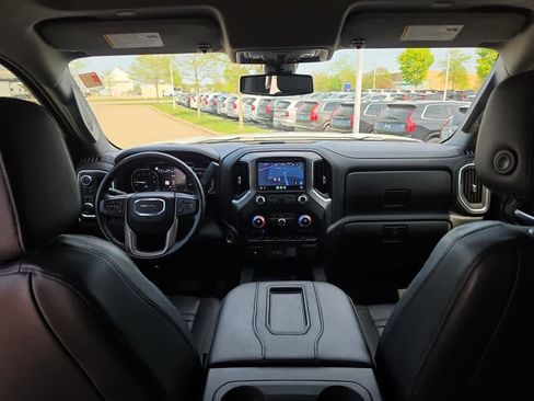 Used 2022 GMC Sierra 1500 Denali w/ Driver Alert Package II AWD/4WD image 9