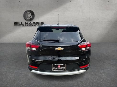 Used 2024 Chevrolet TrailBlazer LT w/ LT Cold Weather Package FWD image 6