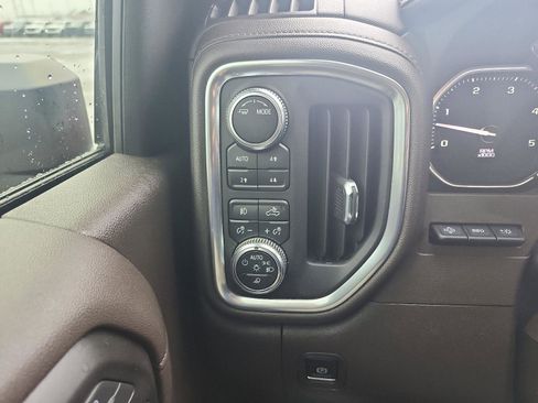 Certified 2022 GMC Sierra 2500 Denali w/ Denali Ultimate Package image 26