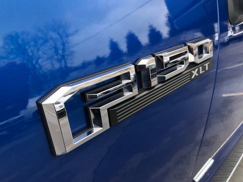 Used 2017 Ford F150 XLT w/ Equipment Group 302A Luxury image 12