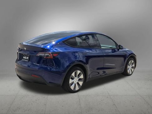 Used 2024 Tesla Model Y Long Range AWD/4WD image 6