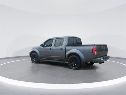 Used 2018 Nissan Frontier SV w/ Value Truck Package image 6