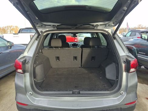 Used 2023 Chevrolet Equinox LT image 9