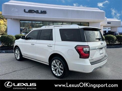 Used 2019 Ford Expedition Platinum image 3