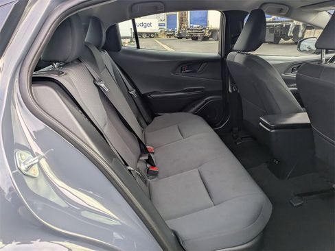 Used 2025 Toyota Prius LE image 31