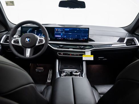 New 2026 BMW X6 xDrive40i w/ Executive Package AWD/4WD image 11