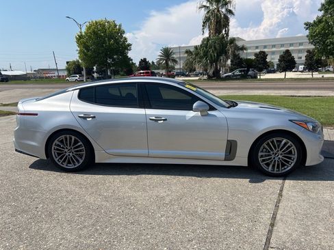 Used 2018 Kia Stinger Base image 4