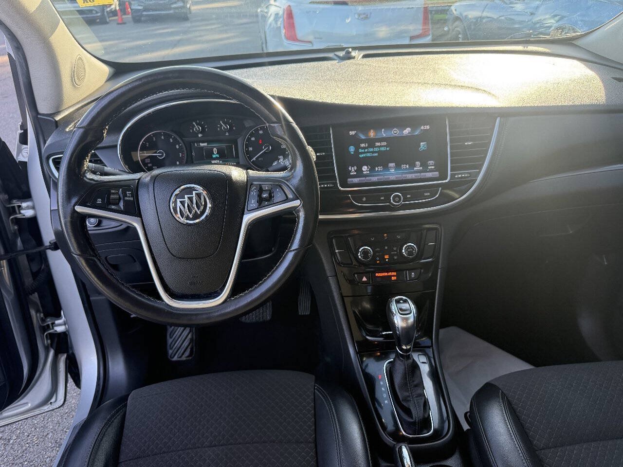 Used 2018 Buick Encore Sport Touring FWD image 18