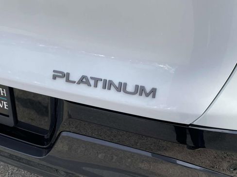 New 2026 Nissan Murano Platinum image 8