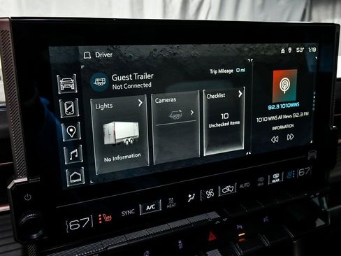 Used 2025 GMC Hummer EV 2X image 29