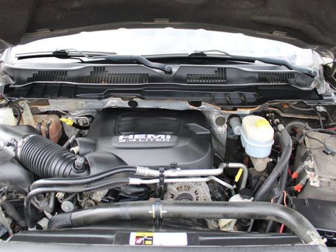 Used 2014 RAM 2500 SLT w/ HD Snow Plow Prep Group image 14