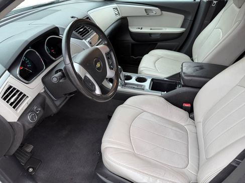 Used 2012 Chevrolet Traverse LTZ image 10
