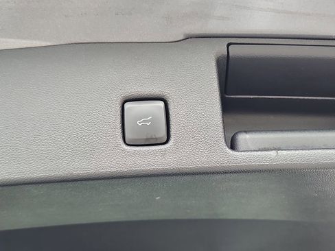 Used 2024 Ford Escape ST-Line image 28