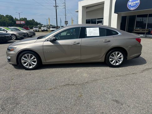 Used 2023 Chevrolet Malibu LT w/ Driver Confidence Package FWD image 2