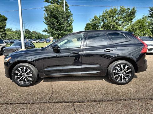 Used 2025 Volvo XC60 B5 Plus w/ Climate Package AWD/4WD image 5