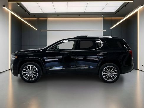 Used 2023 GMC Acadia Denali w/ Denali Ultimate Package FWD image 2