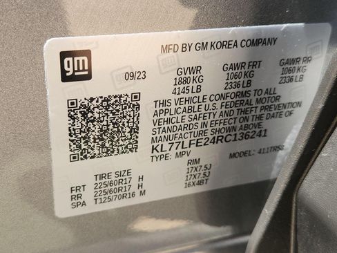 Used 2024 Chevrolet Trax LS w/ LS Convenience Package FWD image 17