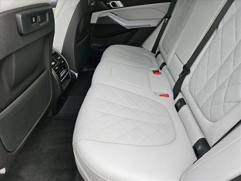 Certified 2023 BMW X5 sDrive40i w/ M Sport Package image 18