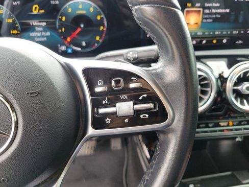 Used 2021 Mercedes-Benz A 220 image 15