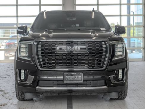 Used 2024 GMC Yukon XL Denali Ultimate AWD/4WD image 11
