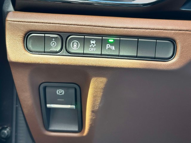 Certified 2024 Acura MDX w/ Technology Package AWD/4WD image 22